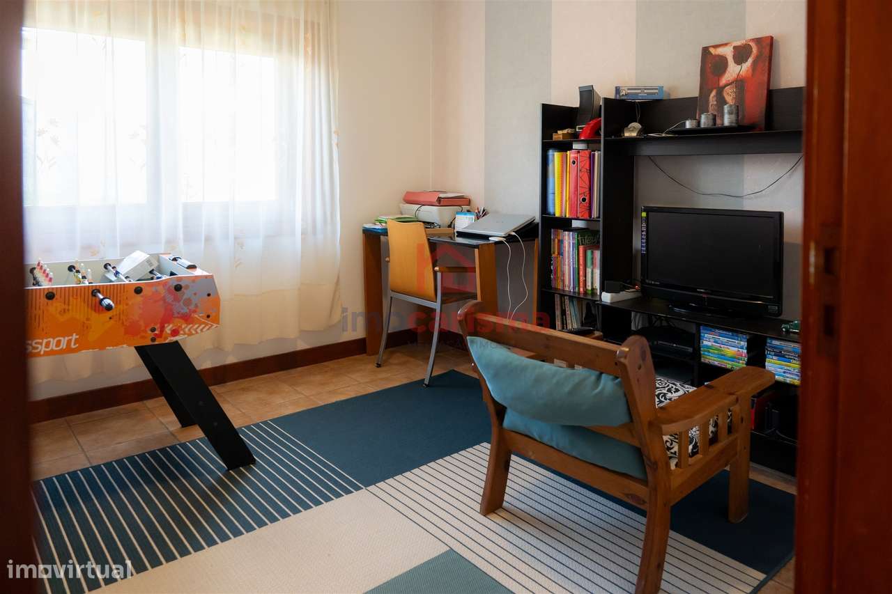 Moradia T4 em Guardizela, Guimarães-33