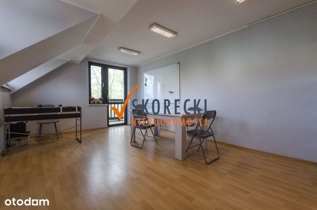 Kamienica przy al. Konstytucji 3 Maja-5