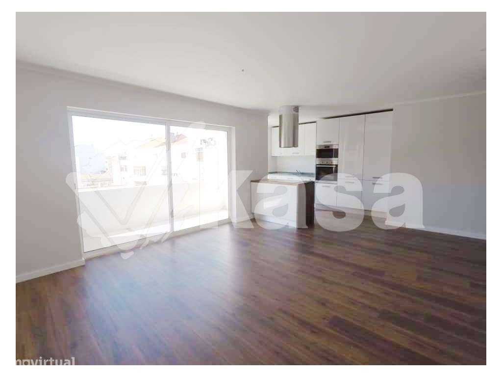 T3 Totalmente Remodelado no Centro do Barreiro - Grande imagem: 2/29