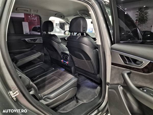 Audi Q7 3.0 TDI Quattro Tiptronic - 36