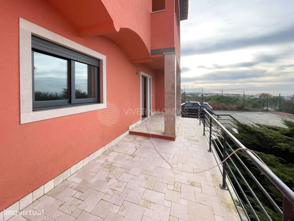 Moradia T3 em condomínio fechado c/ piscina - SESIMBRA.-50