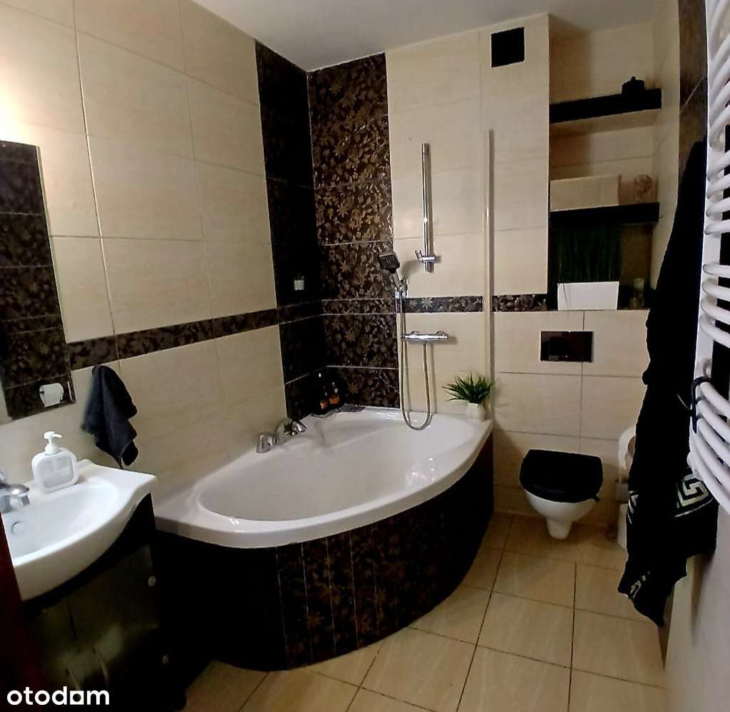 Dom z garażem i ogrodem w centrum!-13