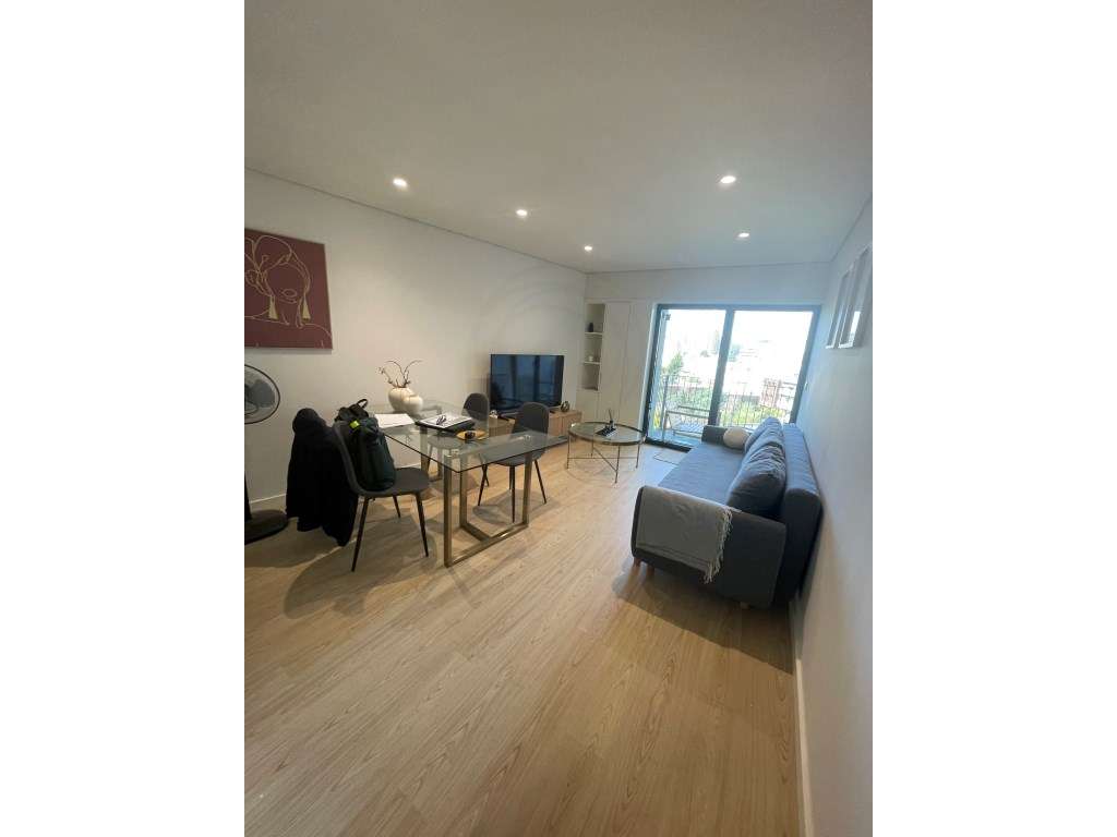 Fantastico T1 com Varanda, proximo da Maternidade Julio Dinis, Porto-6