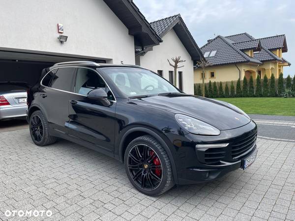 Porsche Cayenne S Diesel Platinum Edition - 1