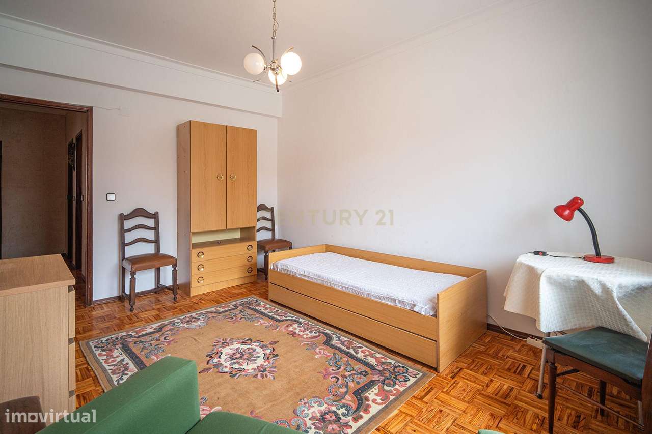 Apartamento T3 com Vista Cidade em Alverca Do Ribatejo .-19