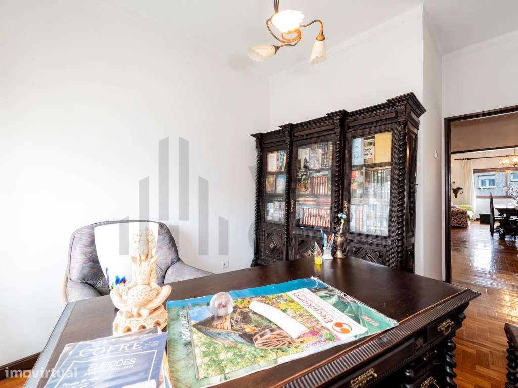 Vende-se T6+1 Braga À Av. Liberdade-19