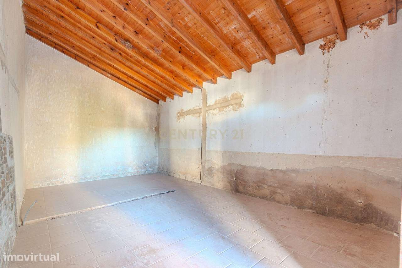 Duas casas rurais para remodelar perto de Silves - Grande imagem: 5/29