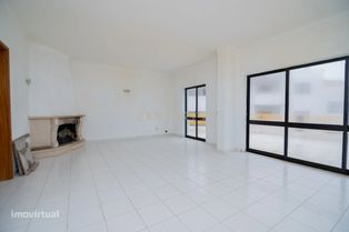 NÃO PERCA ESTA GRANDE OPORTUNIDADE! APARTAMENTO T2 ESPAÇOSO COM TERRAÇ - Grande imagem: 5/19