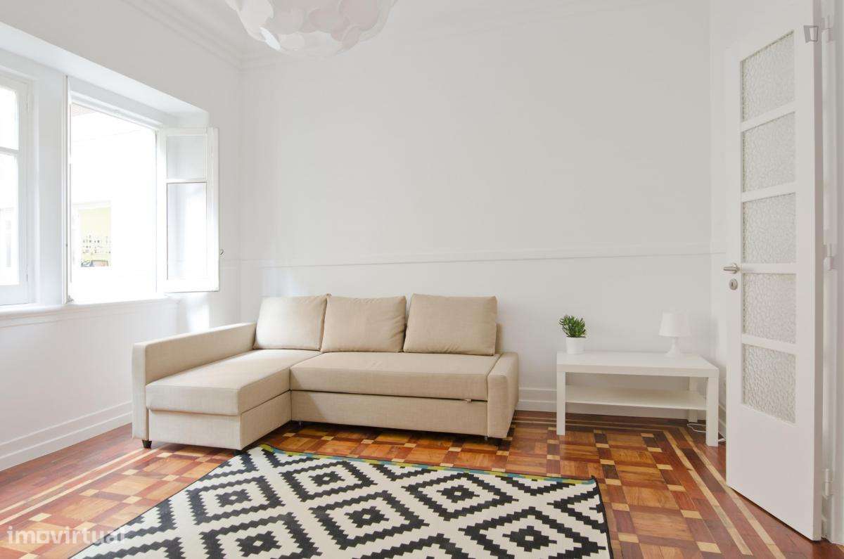 Quarto - localizado em Marquês de Pombal Lisbon - Grande imagem: 4/22