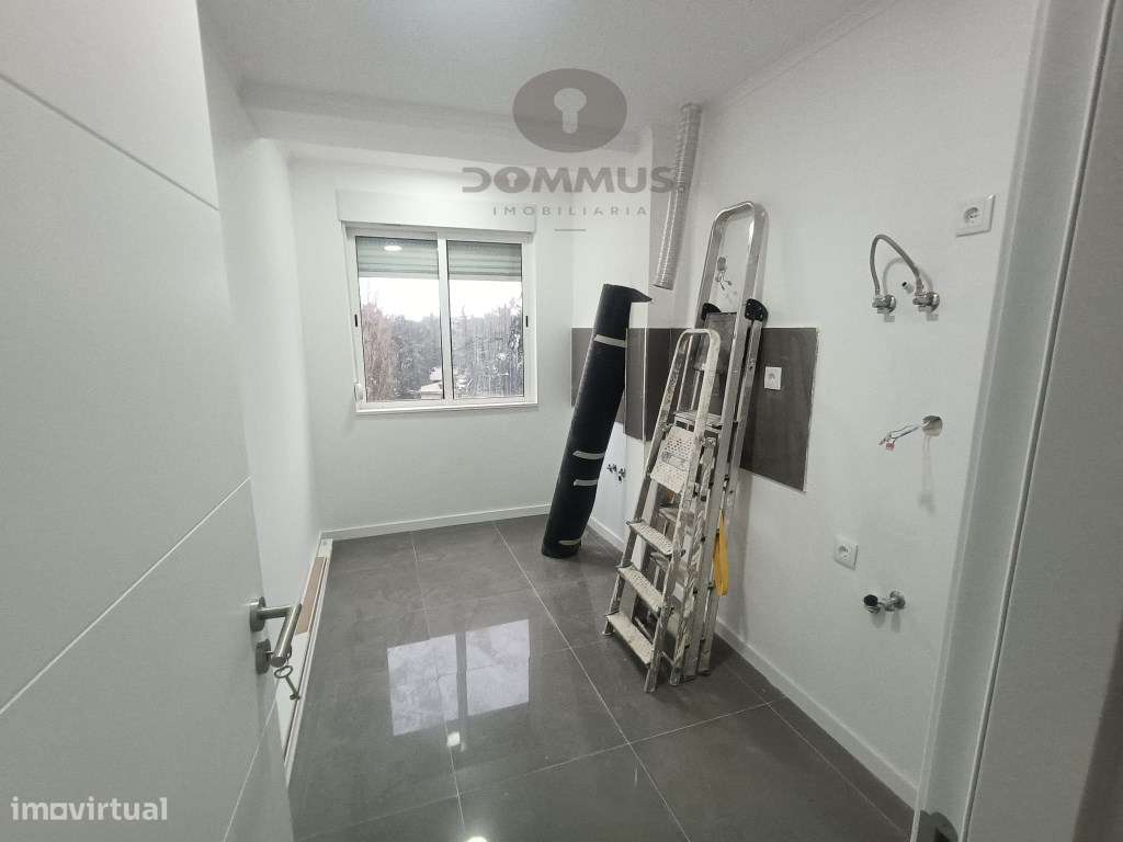 Apartamento T2 Totalmente Remodelado na Amadora - Grande imagem: 5/25
