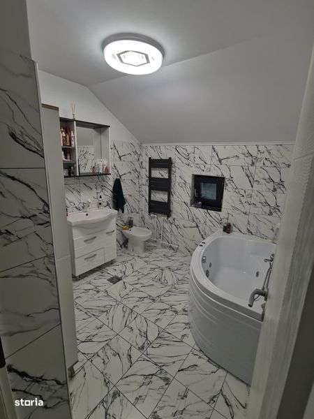 Casa de vanzare in Cismea - Imagine principală: 4/5