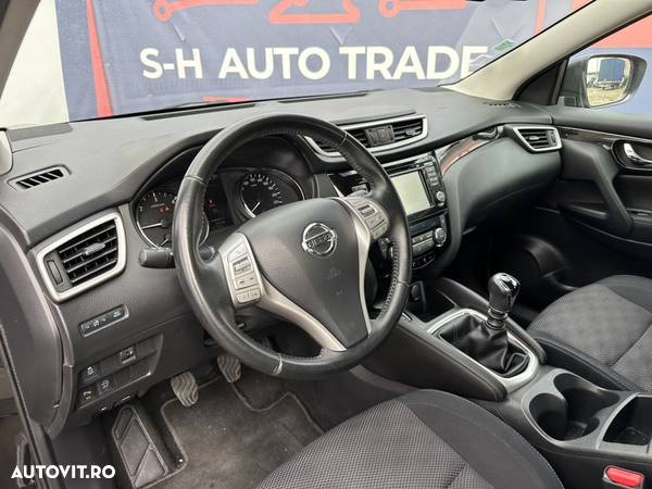 Nissan Qashqai 1.5 dCi TEKNA - 12