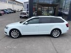 Skoda Octavia Combi Diesel 2.0 TDI 4X4 DSG Ambition - 3