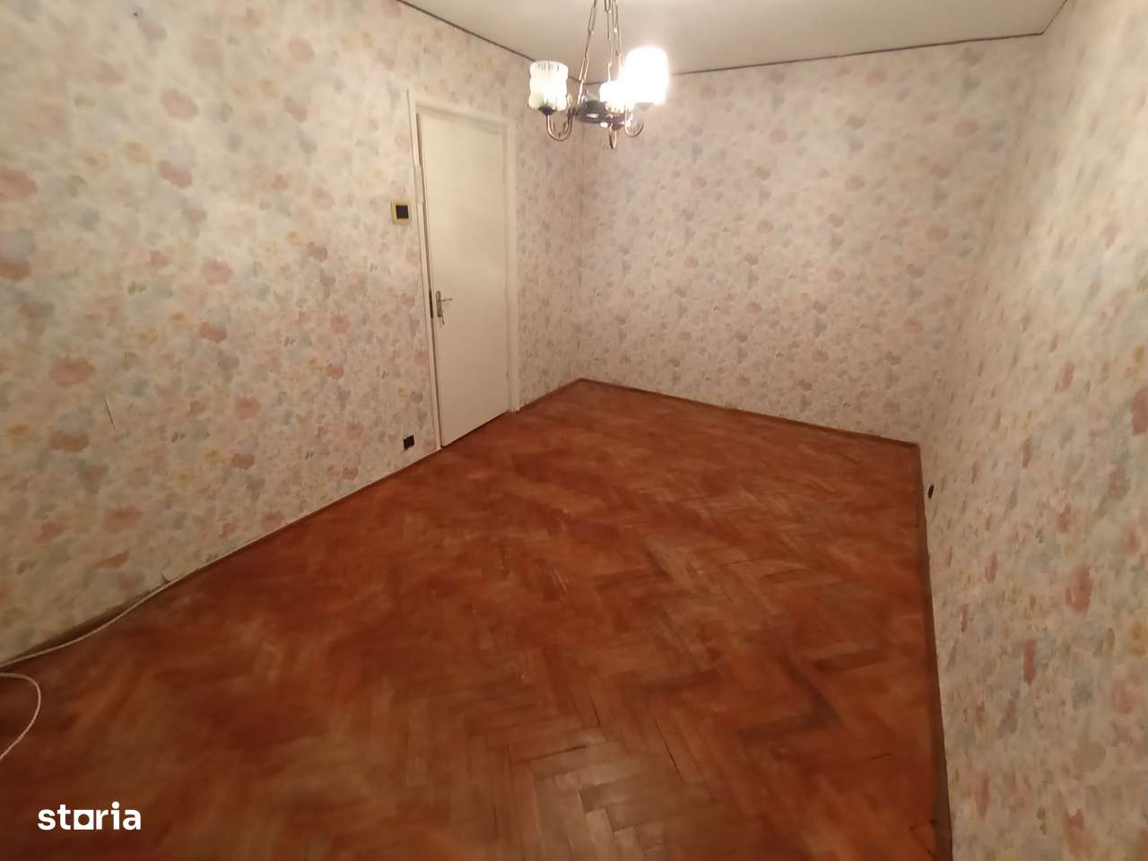 Apartament 3 camere Cantemir, etaj 2! Ideal pentru personalizare! - Imagine principală: 4/14