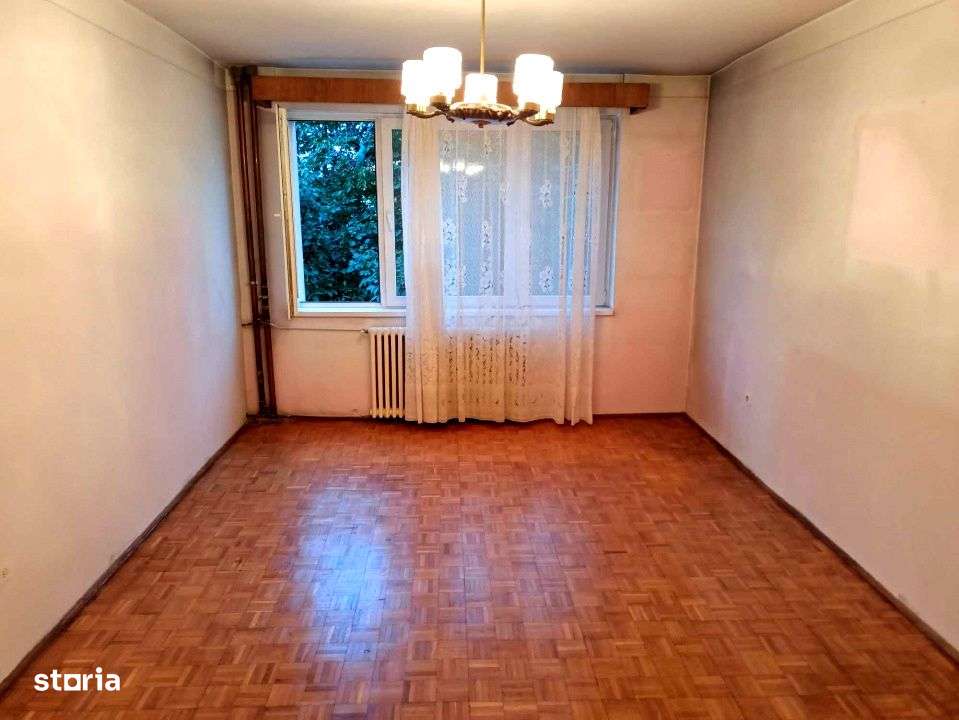 Apartament de vanzare decomandat centru, Piata Mihai Viteazu - Imagine principală: 4/5