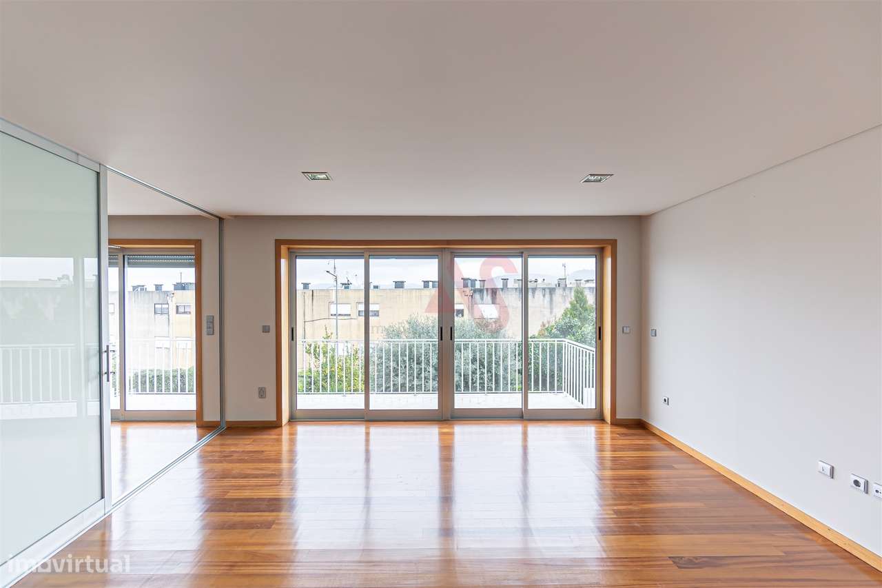 Moradia em Banda T3 em Mesão Frio – Zona Premium de Guimarães-20