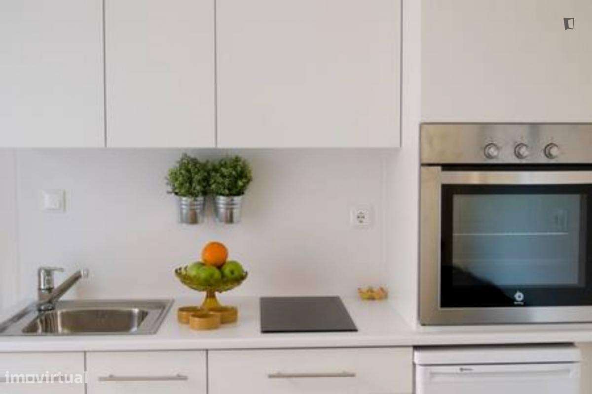 Apartamento com 1 quartos - localizado em Campolide Lisbon - Grande imagem: 5/10