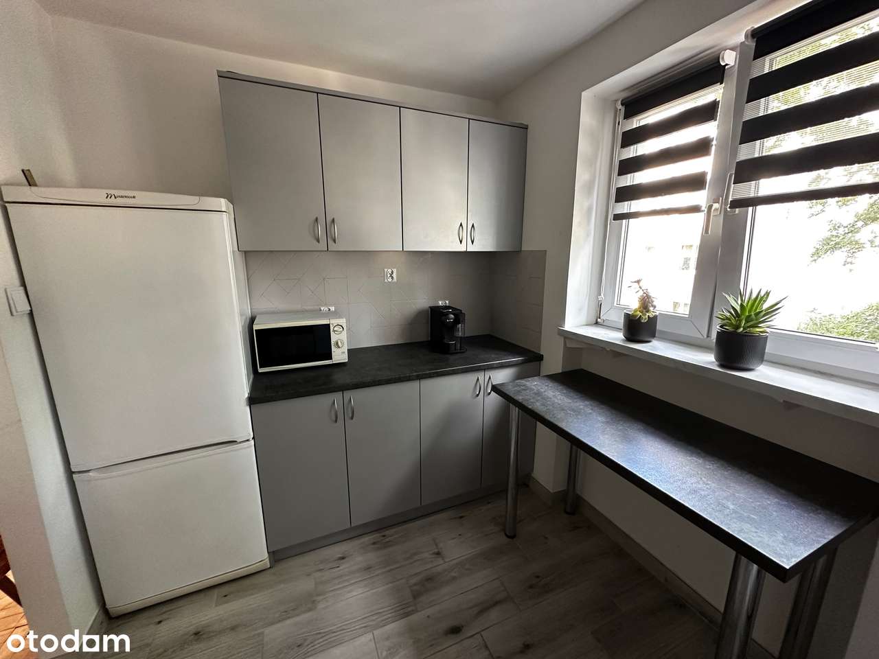 Słoneczne 3 pokojowe mieszkanie po remoncie w centrum Pruszkowa - Pełny obrazek: 4/9