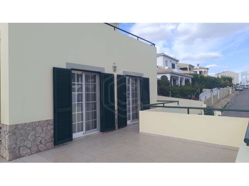 Moradia V4 com Garagem para 4 Carros, Goncinha, Loulé, Algarve-24