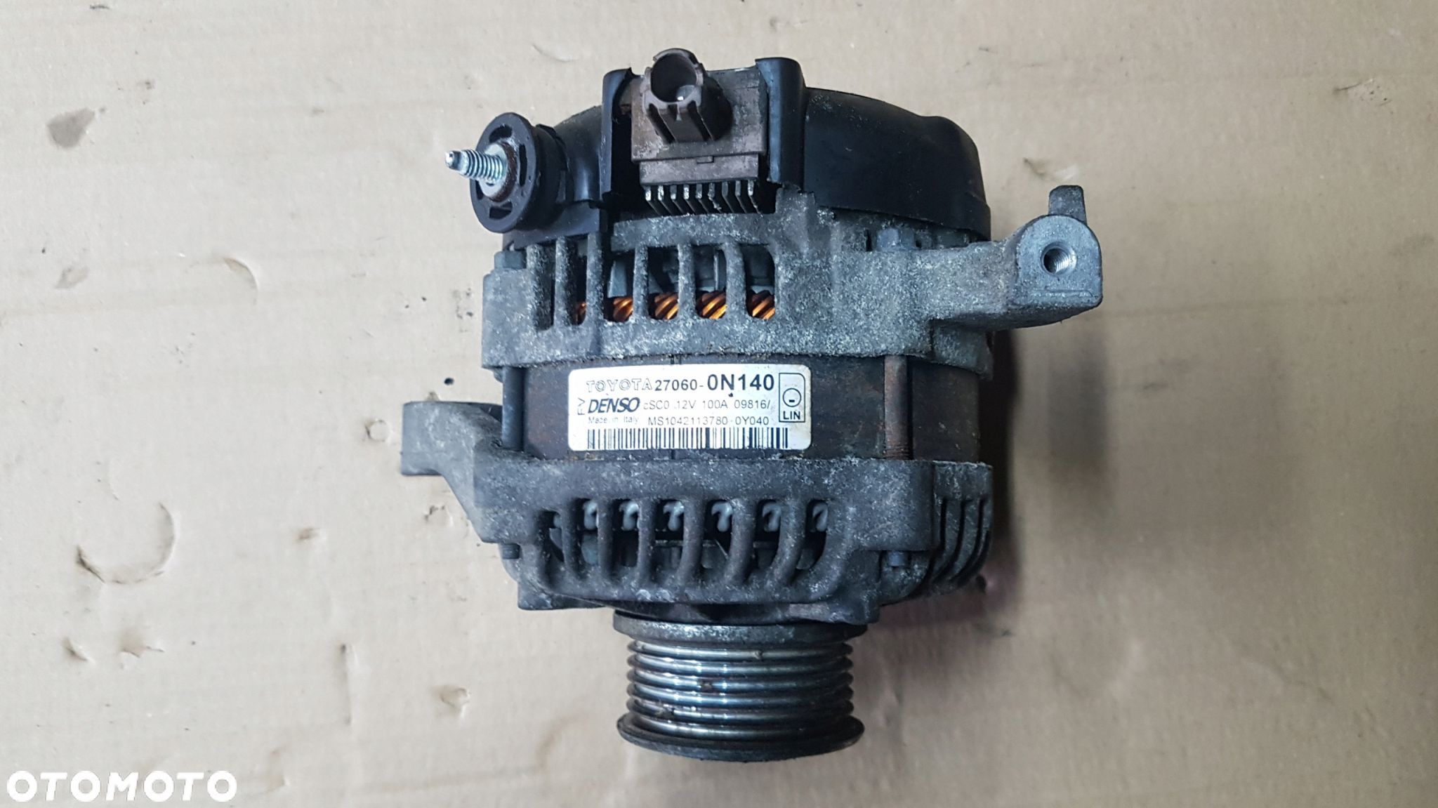 TOYOTA YARIS III AURIS II 1.4 D4D ALTERNATOR - 1