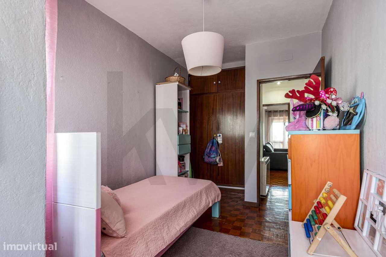 Apartamento T2 com Varanda e Arrecadação, Póvoa de Santa Iria, Vila Fr-14