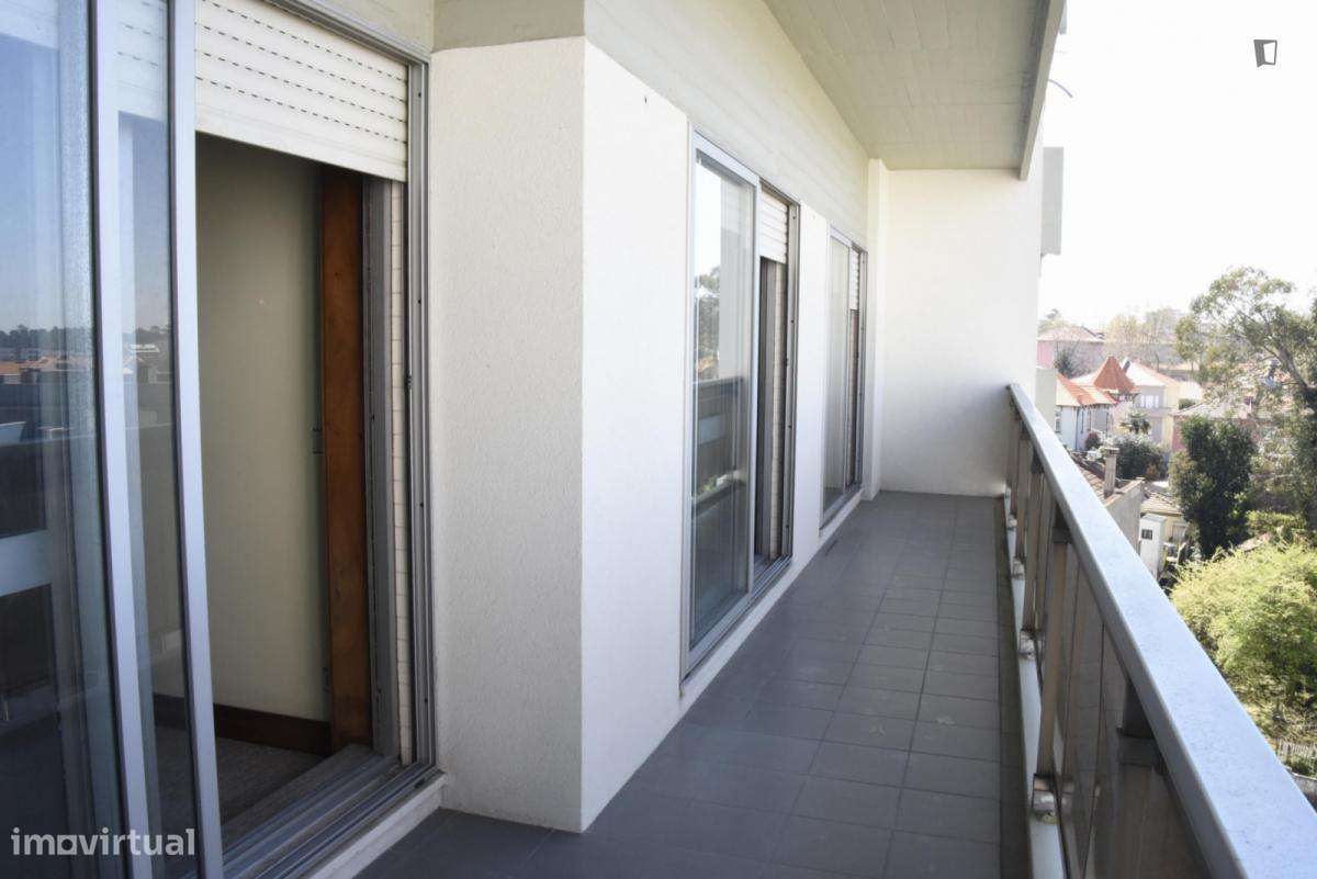 Quarto - localizado em Paranhos Porto - Grande imagem: 3/8