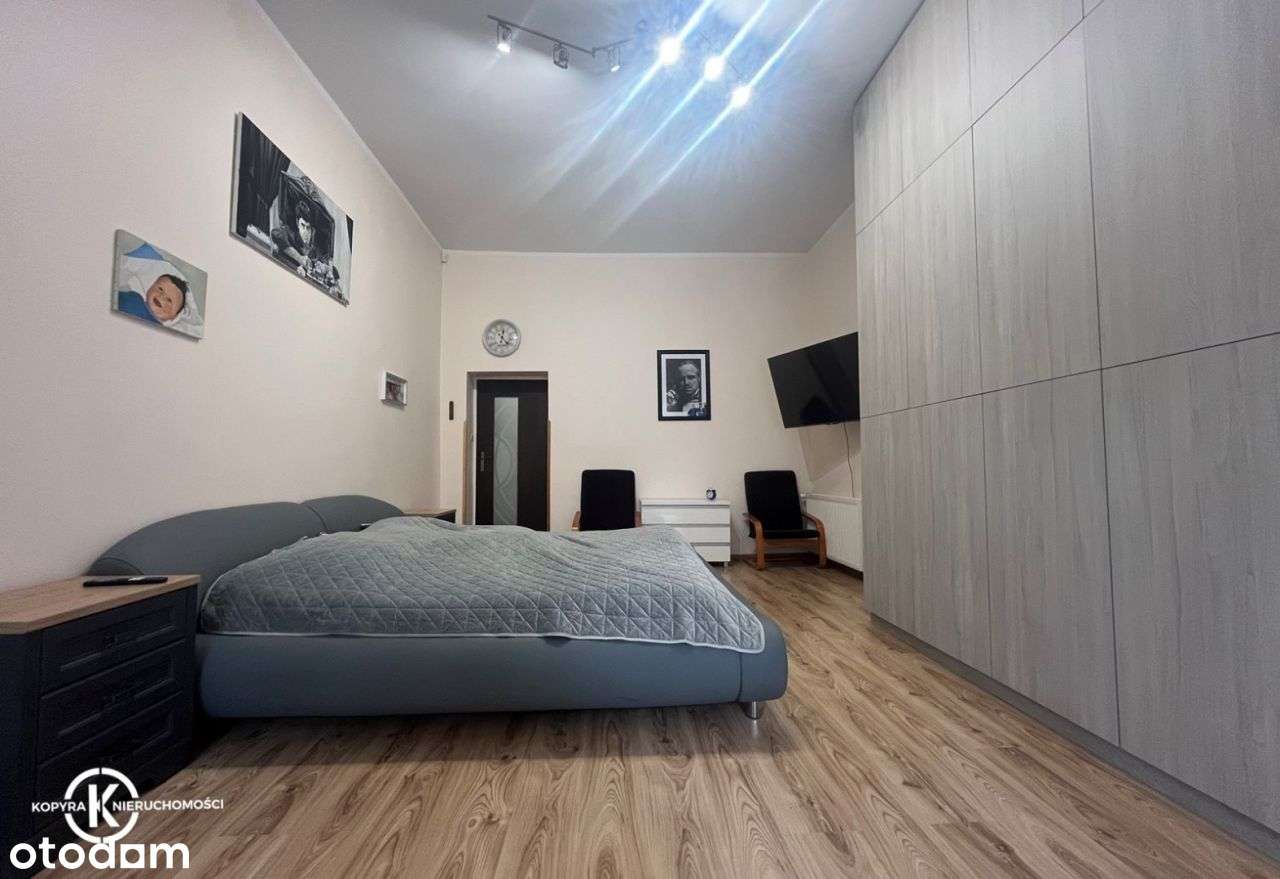 Na sprzedaż przestronne mieszkanie 5-pokojowe-6