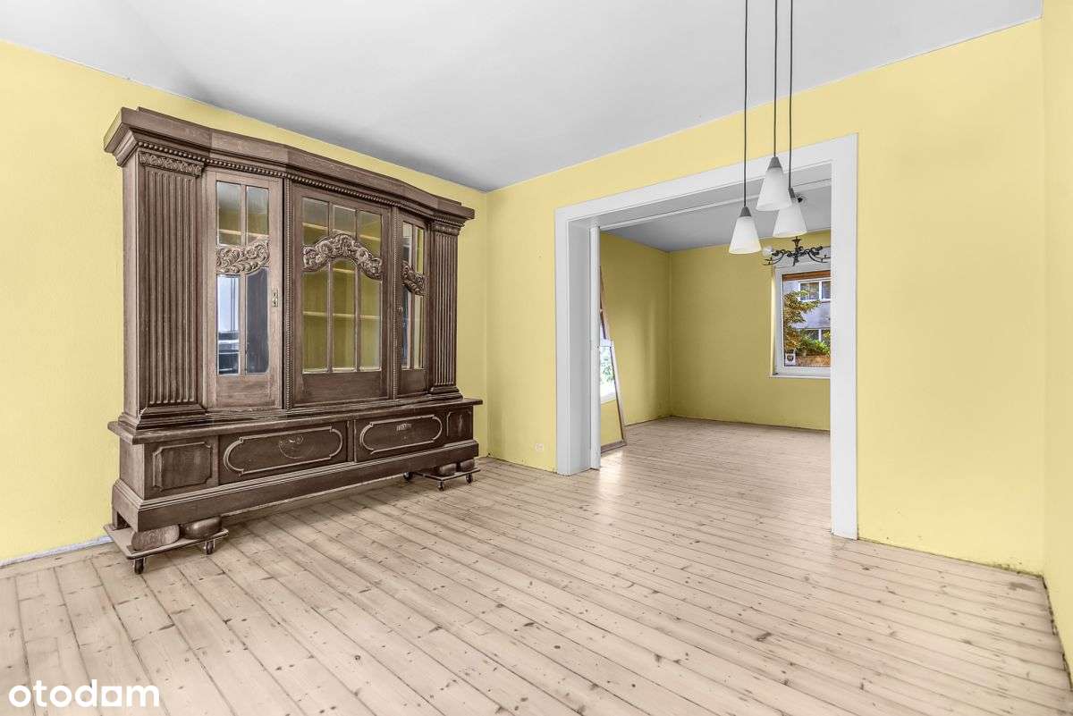 Tuż przy wejściu do Parku Grabiszyńskiego-9