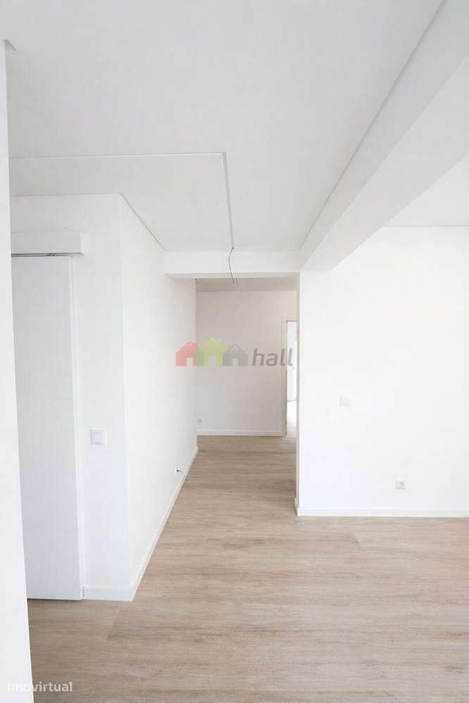 Apartamento T4 totalmente remodelado | Av. Afonso Henriques – Barreiro - Grande imagem: 5/33