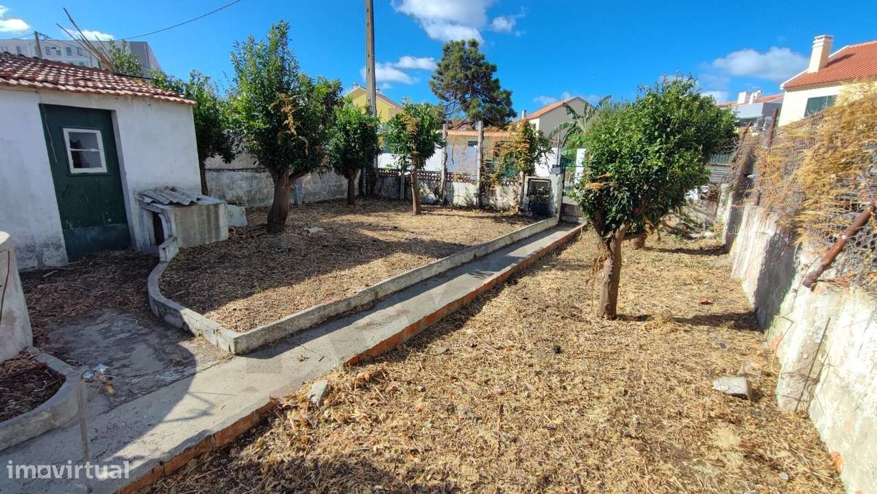 Terreno Urbano 264 m2 — Ideal para Construção de Moradia Geminada com - Grande imagem: 5/11