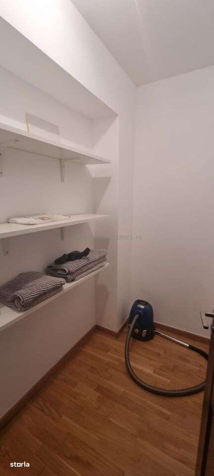 BANEASA SISESTI COMPLEX APARTAMENT 4 CAMERE MOBILAT LOC PARCARE-18