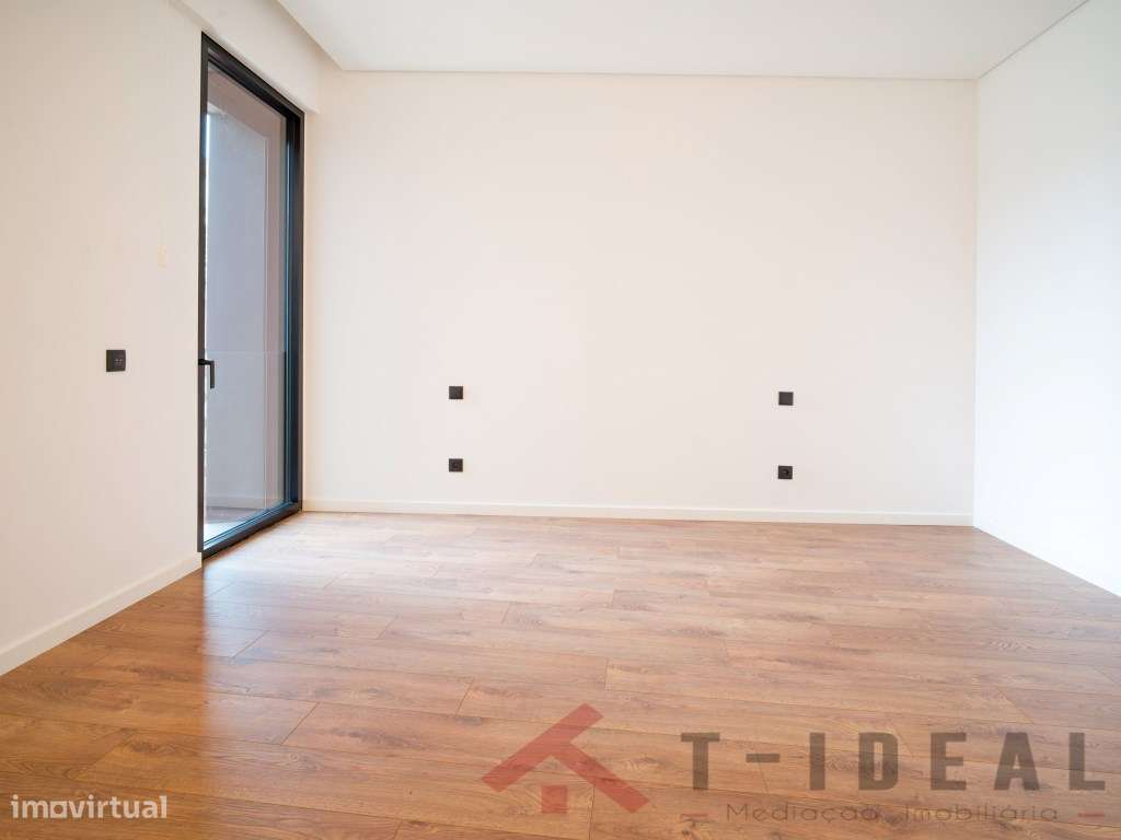 Apartamento T3 no Centro da Lourinhã-31