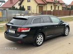 Toyota Avensis Combi 2.2 D-4D Automatik Executive - 4