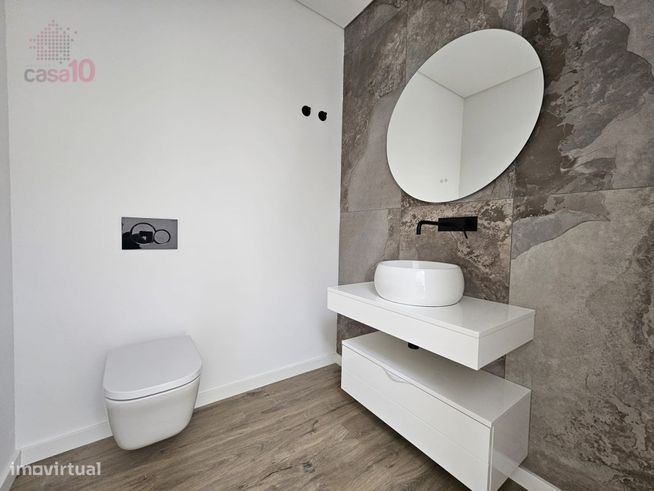 Moradia nova, com piscina, para venda em Azeitão-7