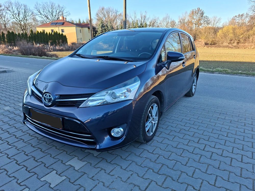 Toyota Verso 2015