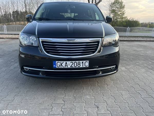 Chrysler Town & Country 3.6 Touring - 24