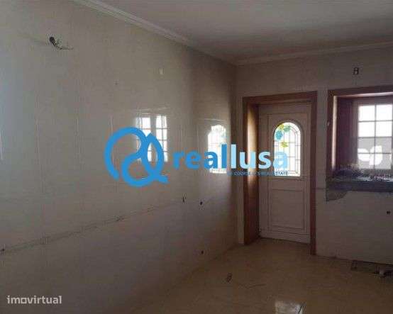 Moradia T5 restaurada ESMORIZ - Grande imagem: 5/10