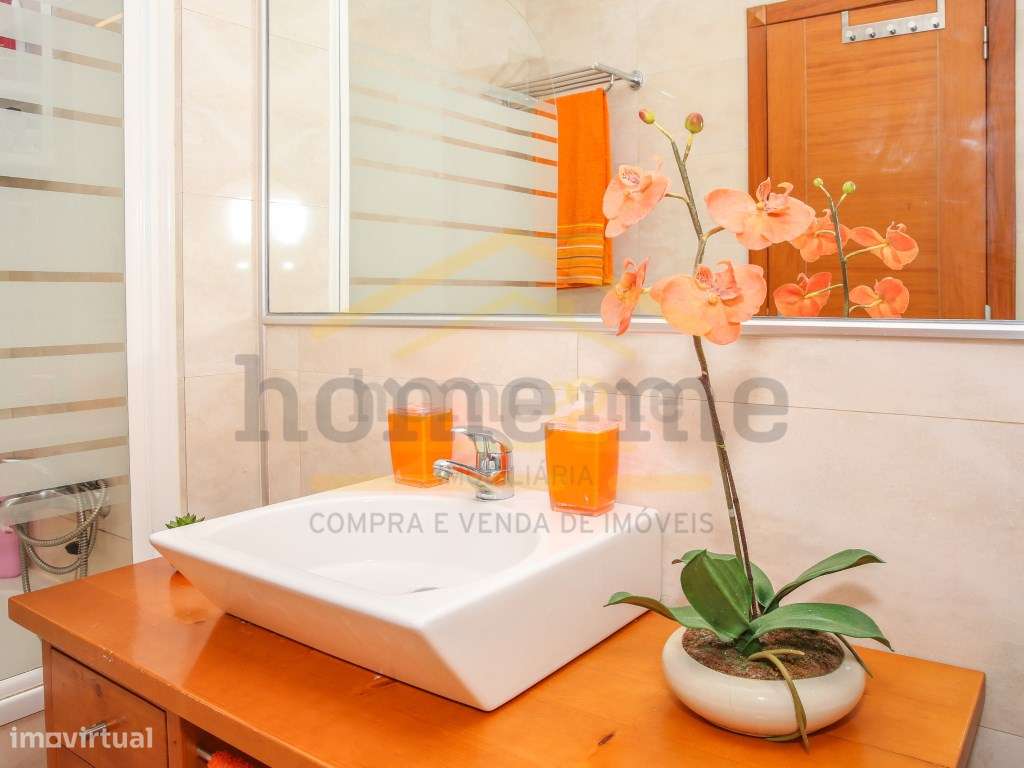 Fantástico Apartamento T2 com 2 varandas e arrecadação-8