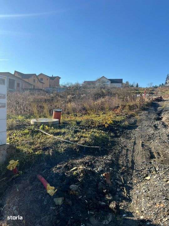 Teren valea rusului,5,5 arii cu toate utilitatile pe teren - Imagine principală: 3/4
