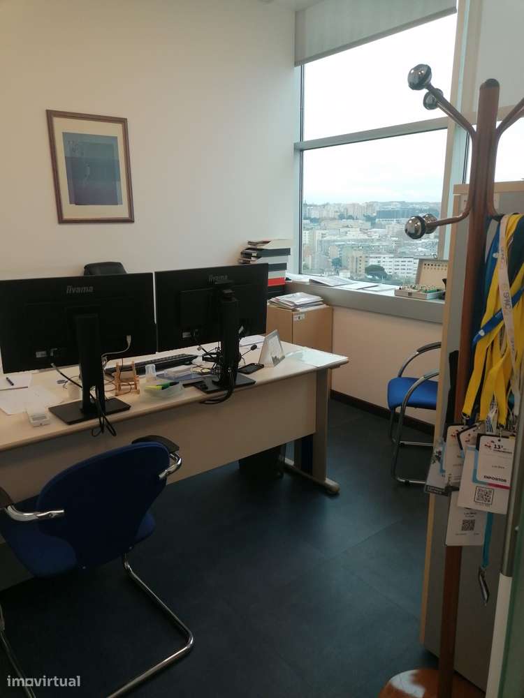 Escritório junto Futura linha metro Rubi-8