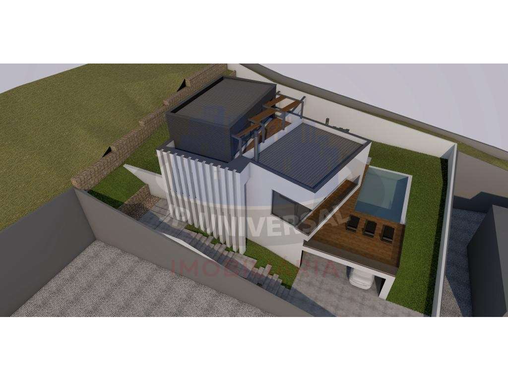 Vende-se Terreno com Projeto com Vista Castelo-6