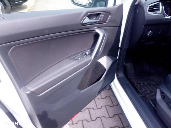 Volkswagen Tiguan Allspace 2.0 TSI 4Mot Comfortline DSG - 16