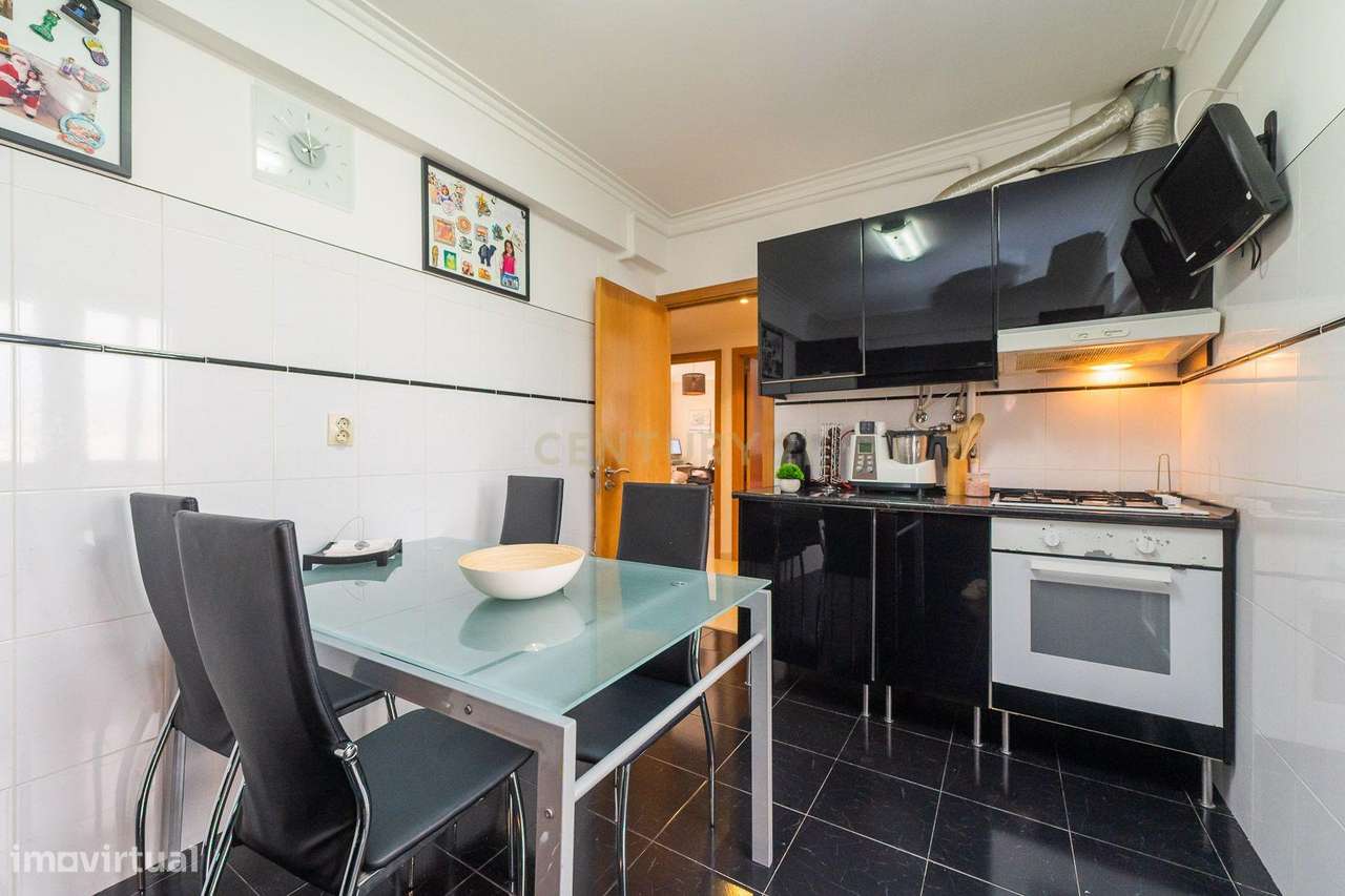 T2 com Terraço em São João da Talha-15