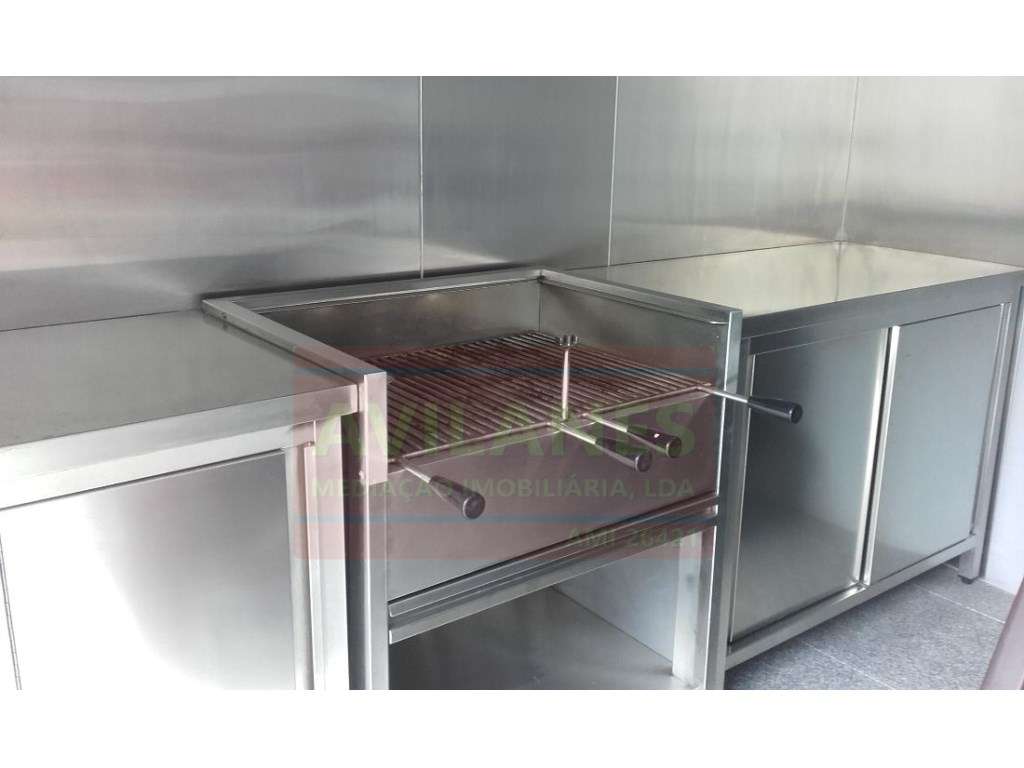 MOR C/ PISCINA - LOBÃO-25