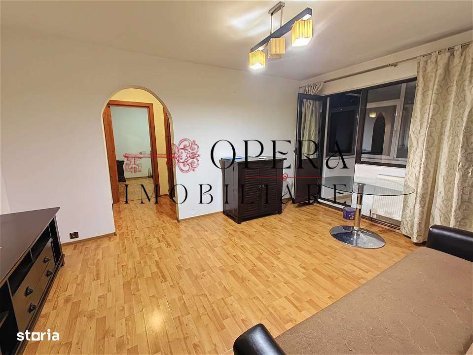 Apartament 2 camere, semidecomandat, de vanzare, zona Podul de Piatra--1