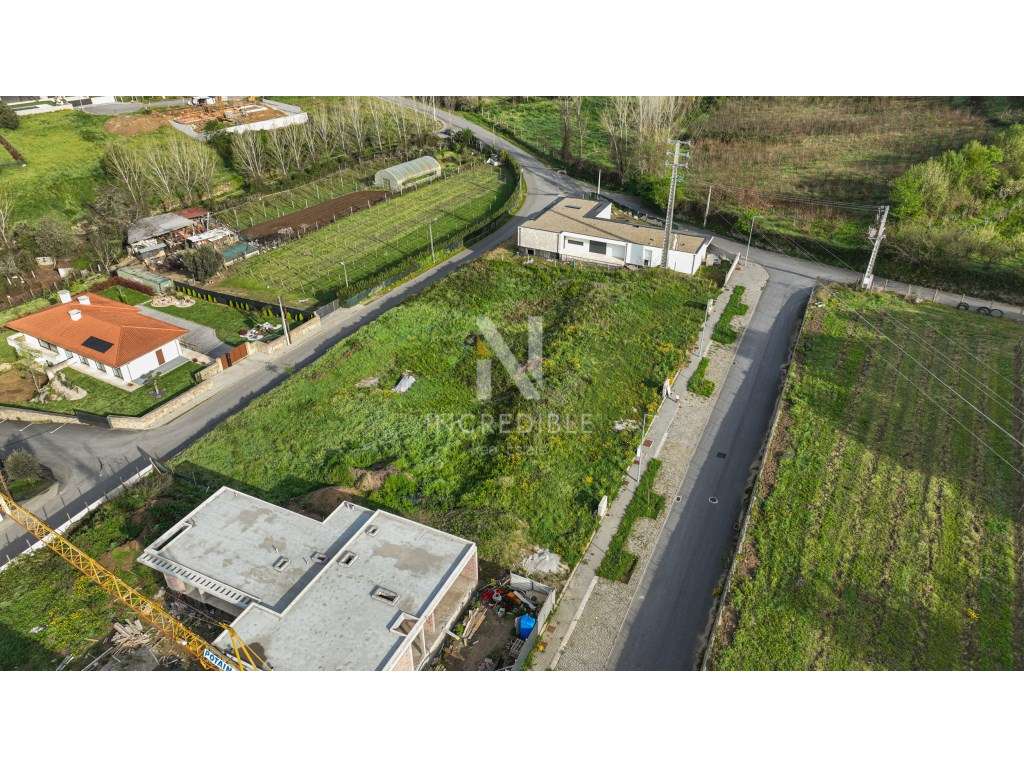 Terreno c/Projeto Aprovado para Moradia em Moure, Vila Verde-8