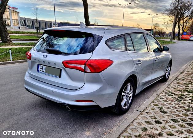 Ford Focus 1.0 EcoBoost Trend Edition Business - 6