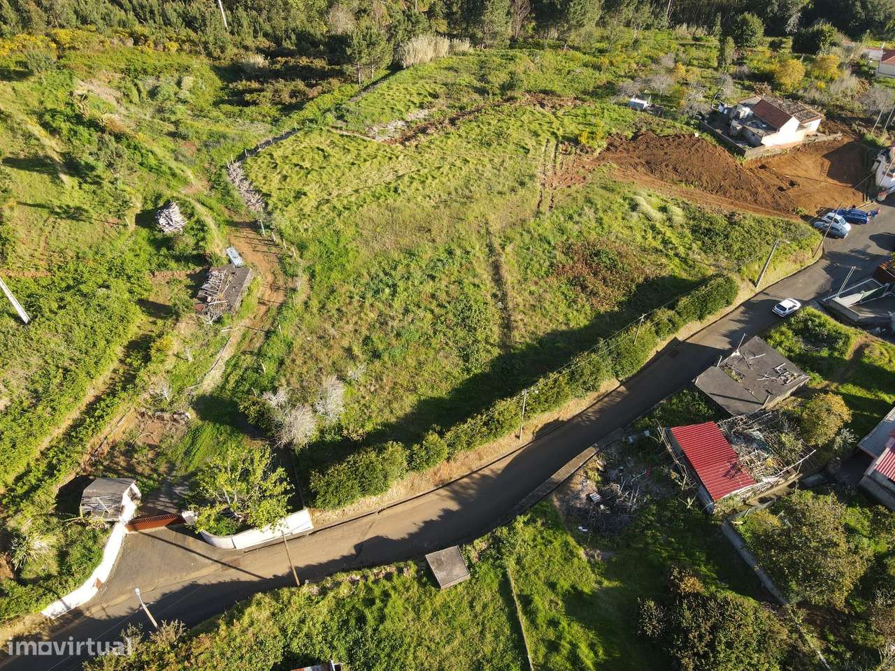 Terreno de 4276 m² - Grande imagem: 5/9