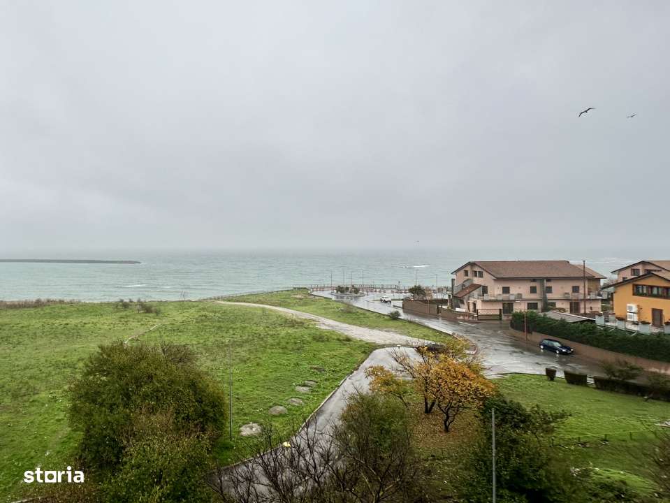 Apartament 3 camere de inchiriat pe termen lung | Faleza Nord | Vedere - Imagine principală: 3/9