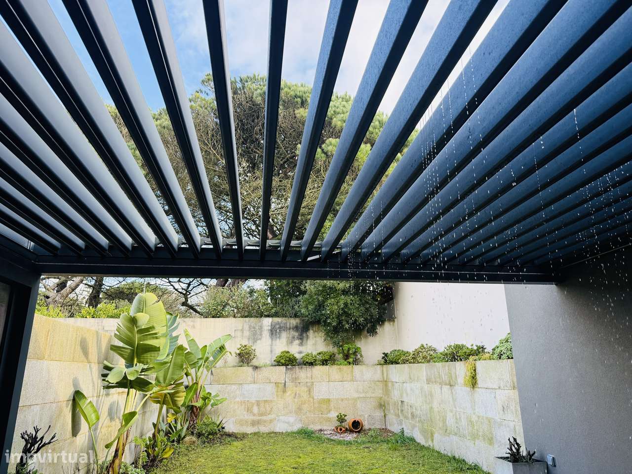 Moradia 3 frentes 200m praia-44